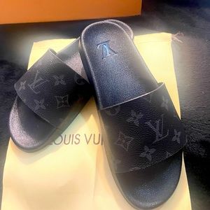 Louis Vuitton Women’s Slides